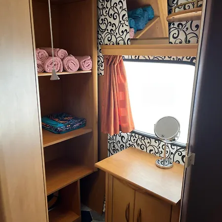 مكان تخييم каравана бамбоо سوزوبول