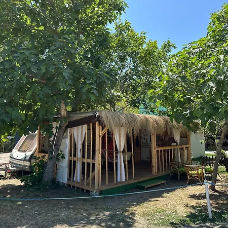 каравана бамбоо مكان تخييم سوزوبول